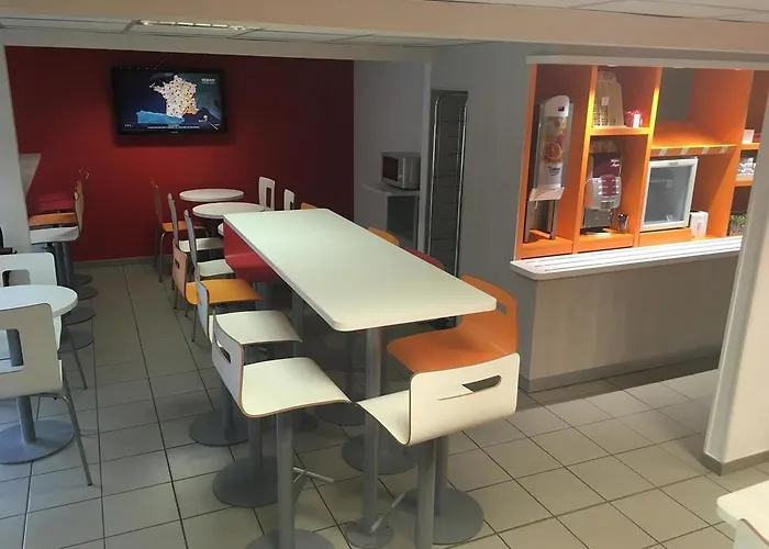 Premiere Classe Hotel *